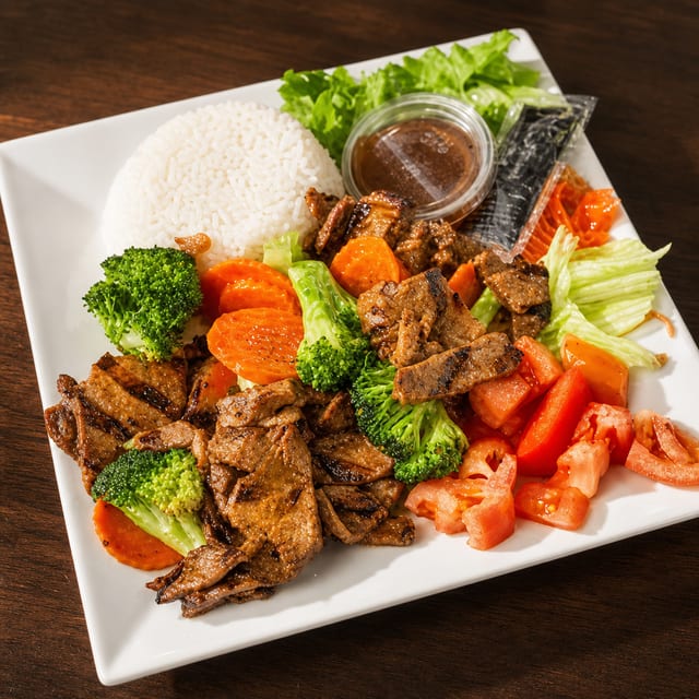 L8. Pork Stir Fry Plate.